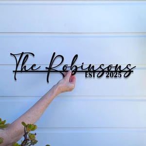 Personalisierte Familien Name Metall Zeichen, Housewarming Geschenk, Metall Monogramm Zeichen, Tür Hanger, Nachname Zeichen, Metallwand Kunst, gegründet Zeichen