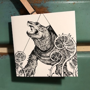 Carte de 5 x 5 po. Tortue serpentine avec fougères céphaliques avec enveloppe, Titre : « Vivaneau »