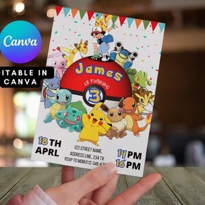 K&ouml;nnte beinhalten: Eine farbenfrohe Einladung mit Pok&eacute;mon-Charakteren, darunter Pikachu, Bisasam und Glumanda. Die Einladung ist f&uuml;r eine Geburtstagsparty f&uuml;r James, der 3 Jahre alt wird. Die Einladung enth&auml;lt Datum, Uhrzeit und RSVP-Informationen.