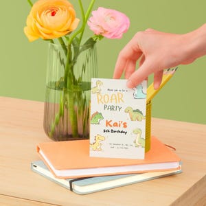 Faire-part d'anniversaire dinosaure pour garçons - Jolie invitation à une fête d'enfants sur le thème des dinosaures - Imprimable personnalisée
