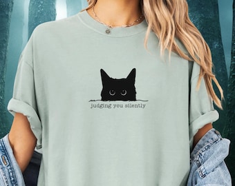 Judging You Silently Cat Shirt: Funny Sarcastic Cat Lover Tee