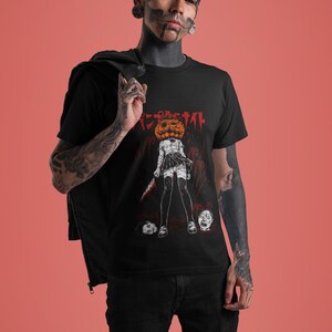 Naoko Kirino T-shirt, retro skräckmangastil, japansk streetwear från 90-talet bild 4