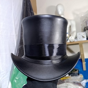 Handgemaakte zwarte leren cilinderhoed Steampunk Victoriaanse cosplayhoed Gothic Mad Hatter Hat voor mannen en vrouwen Uniek cadeau Burning Man Festival-hoed