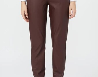 レディース高級レザーパンツ　快適なフィット感　上品でミニマルな美学