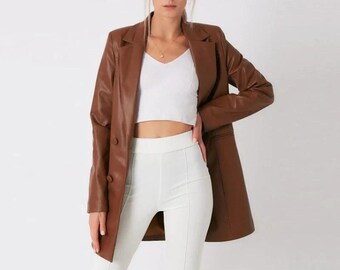 Leren dames lange trenchcoat bruine kleur knoopsluiting aan de voorkant Nieuwste ontwerp