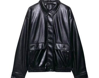 Vintage Inspired Black Leather Jacket for Women– Classic Oversized Fit Streetwear Winter Essential