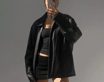 Women's Oversized Black Leather Jacket – Street Style Chic Outfit