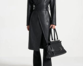 Leren damestrenchcoat met riem, echt leren lange mode-overjas voor winteroutfit
