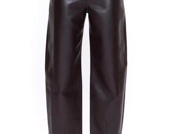 Frauen dunkelbraun Vegan Echtleder Hose, hoch taillierte gerades Bein Kurze Hose, eleganter minimaler Stil