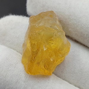 Beautiful Natural Citrine Rough, Uncut Citrine Raw Stone 27x18x16 MM, 42.80 Carats Citrine Rough.