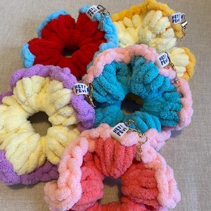 Puffy Cozy Knitted Hair Tie Handmade Chunky Fluffy Scrunchie , Soft Oversized Hair Accessory Alize Puffy Yarn Scrunchie