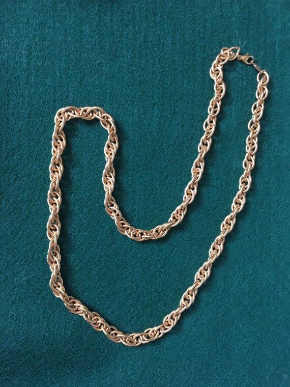 Lovely Napier chain necklace