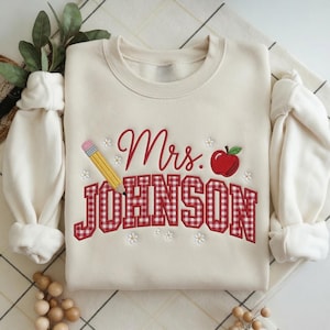 Personalized Teacher Patch Letter Sweatshirt, Custom Mrs Name Gingham Applique Crewneck, Back To School Shirt, Teacher Appreciation Gift