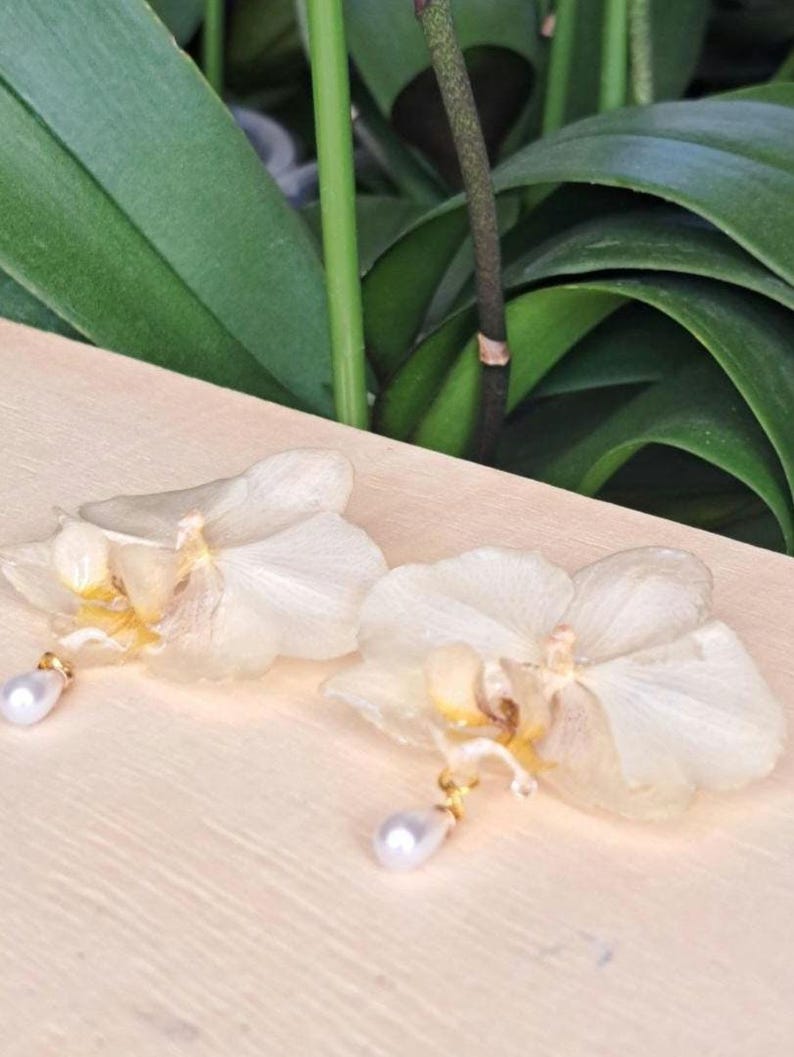 Real Orchid Earrings, Bridal Jewelry, Pearl Dangle Earrings image 3