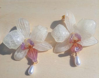 Pendientes de orquídea real hechos a mano / Joyas de flores de resina / Pendientes colgantes botánicos / Regalo natural bohemio para ella / Joyería de boda