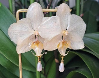 Brincos de orquídea verdadeira, joias para noivas, brincos pendentes de pérola.