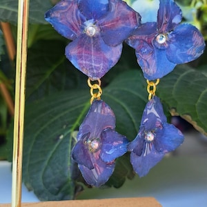 Real Hydrangea Earrings | Real Flower Earrings |3D Flower Jewelry |Resin Dangle Earrings |Botanical Gift for Her | Nature Inspired Earrings