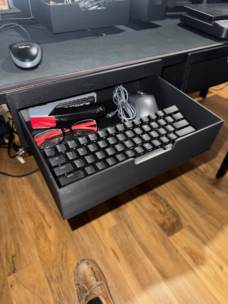 Secretlab compatible, X-LARGE magnetic drawer V2 for  Magnus,Pro and XL, 9.75’’ X 12’’ X 2.75’’. Not compatible with the Magnus EVO series