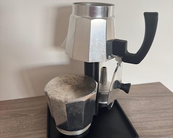 Drying and storage stand for your Bialetti / GROSCHE Moka Express. Up to 9 cups