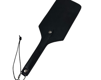 Leather Love Heart Paddle: Handcrafted English Bridle Leather