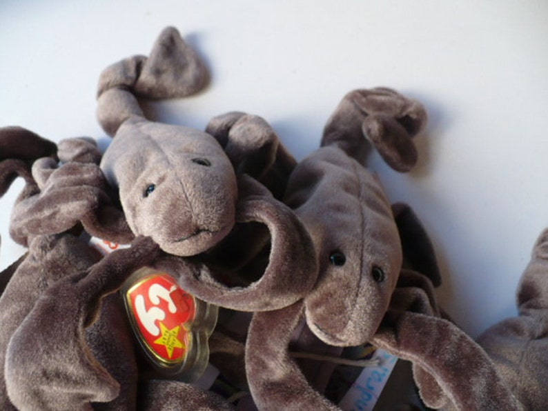 Stinger the Scorpion Stuffed Animal by Ty Beanie Babies. Stinger is in Mint Condition Never Played With Tag Protector image 3