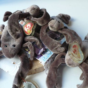 Stinger the Scorpion Stuffed Animal by Ty Beanie Babies. Stinger is in Mint Condition Never Played With Tag Protector image 2