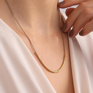 14K guld personligt halsband med morsekod | Gåva med dolt meddelande | Smycken med hemligt namn | Elegant personlig morsekod | F**k TRUMP morsekod