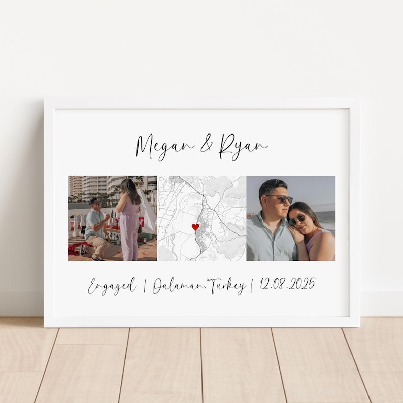 Puede incluir: Una impresi&oacute;n horizontal enmarcada con el texto Megan & Ryan en la parte superior y Engaged | Dalaman, Turkey | 12.08.2025 en la parte inferior. El centro muestra tres paneles: una foto de una propuesta, un mapa con un coraz&oacute;n rojo y una pareja.