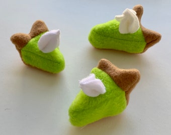 Key Lime Pie Slice Catnip Toys! | Itty Bitty Key Lime Pie Slices