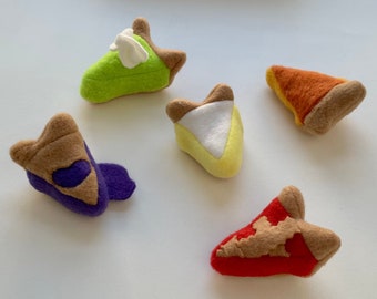 5 Color Pie Slice Catnip Toys! | Blueberry Cherry Key Lime Cherry Pumpkin Pie Variety Pack