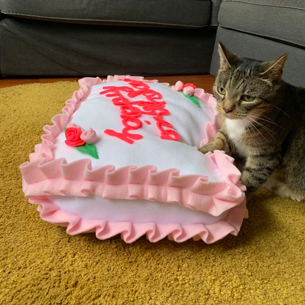 Sheet Cake Pet Bed, Happy Birthday To You!