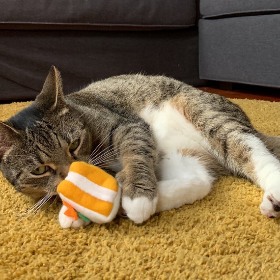 Cat toy carrot hot sale