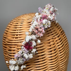 Headband of preserved flowers