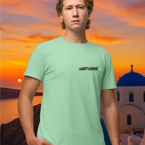 Santorini Map T-Shirt | Reisebekleidung | Souvenir | Abenteuer Zubehör | Sommer-Ferien-Shirt | Griechische Insel T-Shirt
