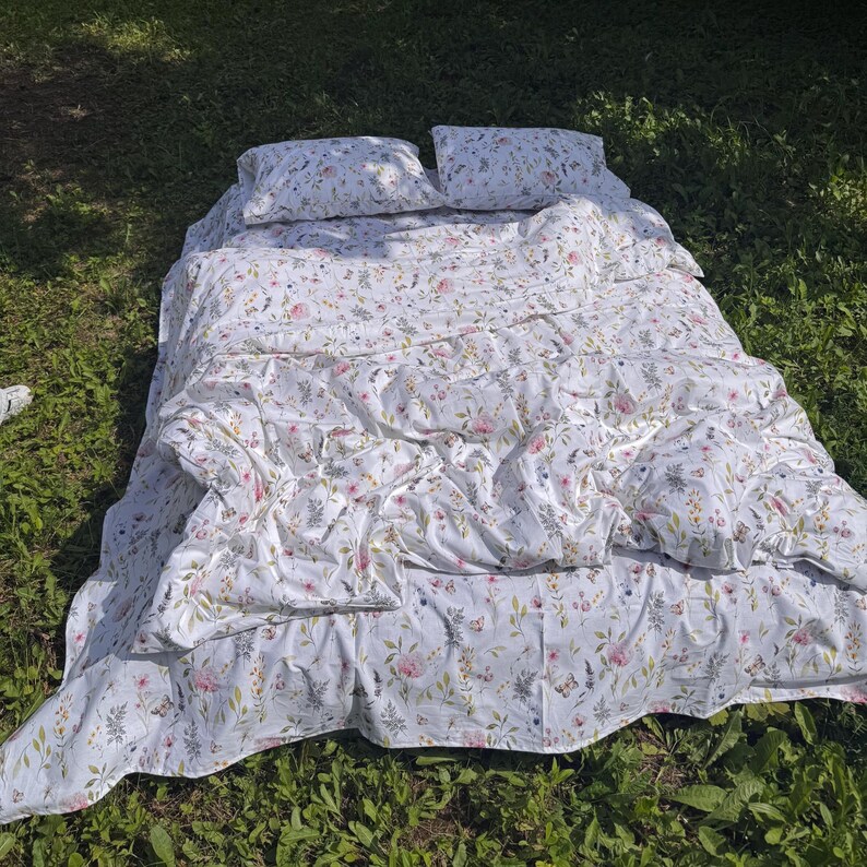 Ranforce Floral Bedding Set, Botanical Cotton Bed Linen with Duvet Cover and Pillowcases, Cottagecore Bedroom Decor, Cozy Housewarming Gift image 11