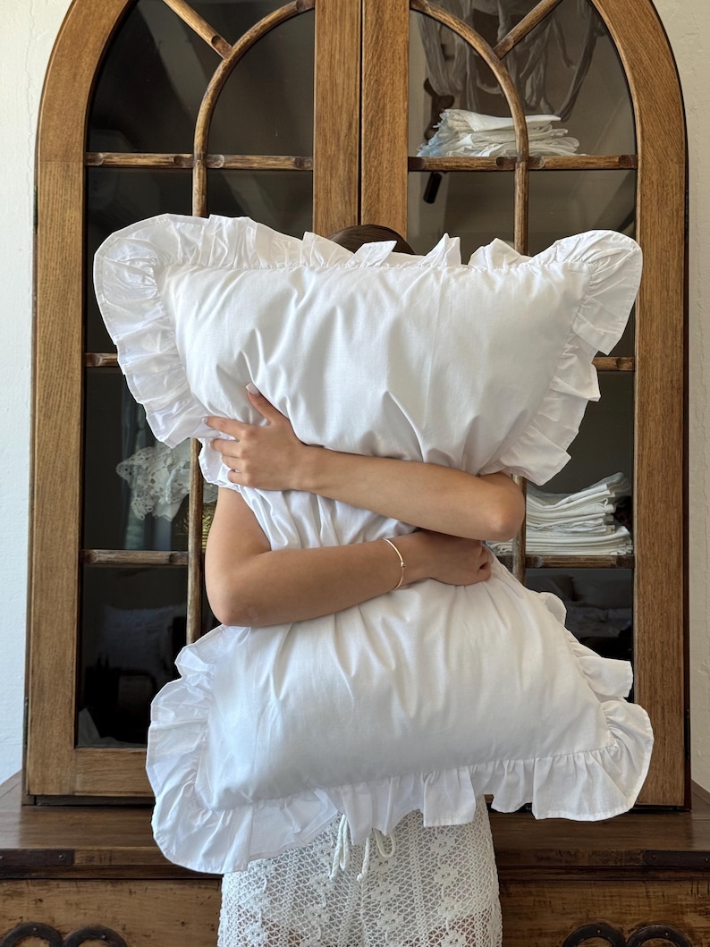 White Frill Cotton Bedding Set, Ranforce Duvet Cover with Pillowcases, Romantic Farmhouse Bed Linen image 2