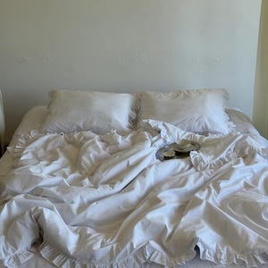 White Frill Cotton Bedding Set, Ranforce Duvet Cover with Pillowcases, Romantic Farmhouse Bed Linen image 9