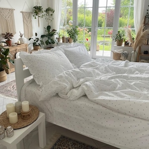 White Ranforce Ruffled Bedding Set – Soft Polka Dot Duvet Cover with Pillowcases, Breathable Cotton Bedding with Frills