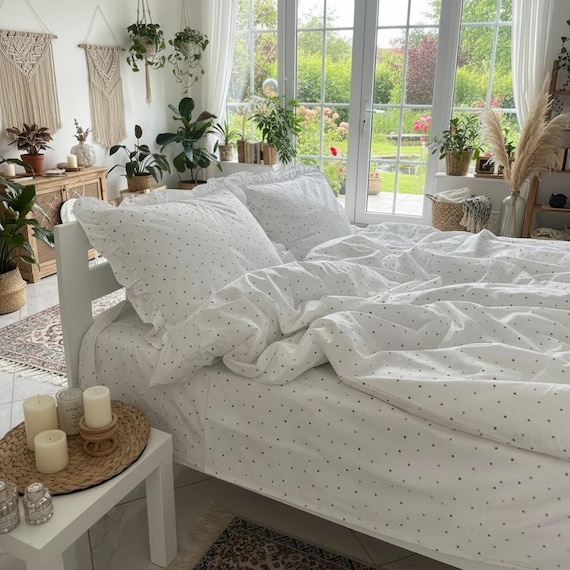 White Ranforce Ruffled Bedding Set – Soft Polka Dot Duvet Cover with Pillowcases, Breathable Cotton Bedding with Frills