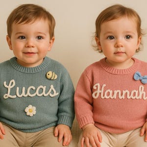 Personalisierter Baby Pullover, bestickter Kleinkind Pullover, Strick Baby Pullover, personalisiertes Baby Geschenk, Weihnachten Baby Outfit