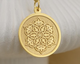 14K massief gouden mandala-ketting – heilige geometrie-hanger, op lotus geïnspireerde gouden bedel, gepersonaliseerde spirituele sieraden, handgemaakt cadeau-idee
