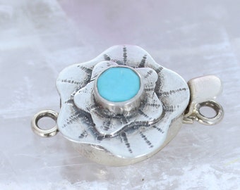 Gefacetteerde turquoise bloemensluiting sterling zilver handgemaakt