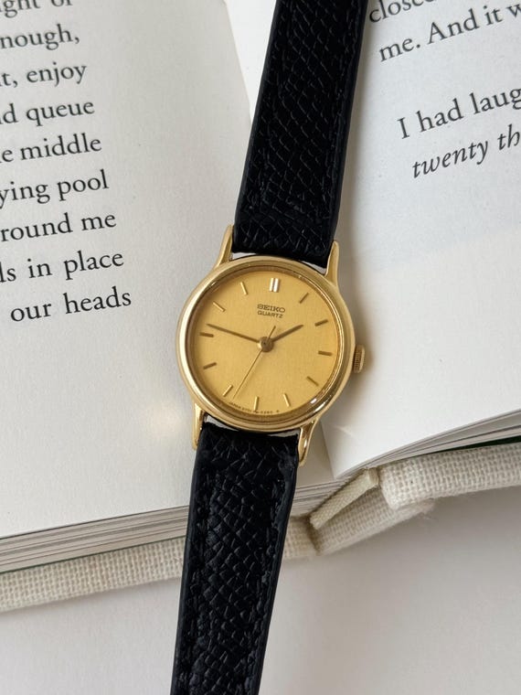 seiko gold dress watch Vintage Tone Round Case Leather Strap, Classic Watch for Women Cubic Zirconia & Crystal Jewelry