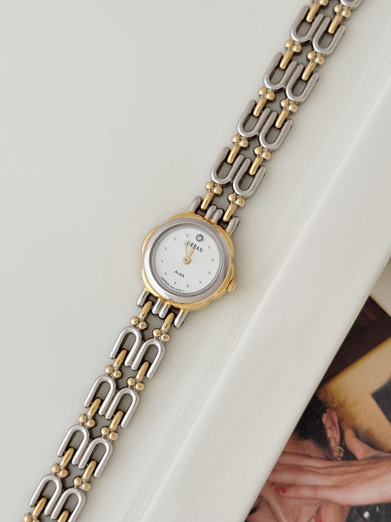 Vintage Urban Alba Seiko Two-tone Bracelet Watch, Vintage  display picture 1