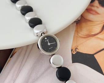 Seiko Ladies Seiko Dress‎ Watch Black Dial Stones around Bezel Elegant Classy Seiko | Accessories | Seiko Ladies Seiko Dress Watch Black  main image 3