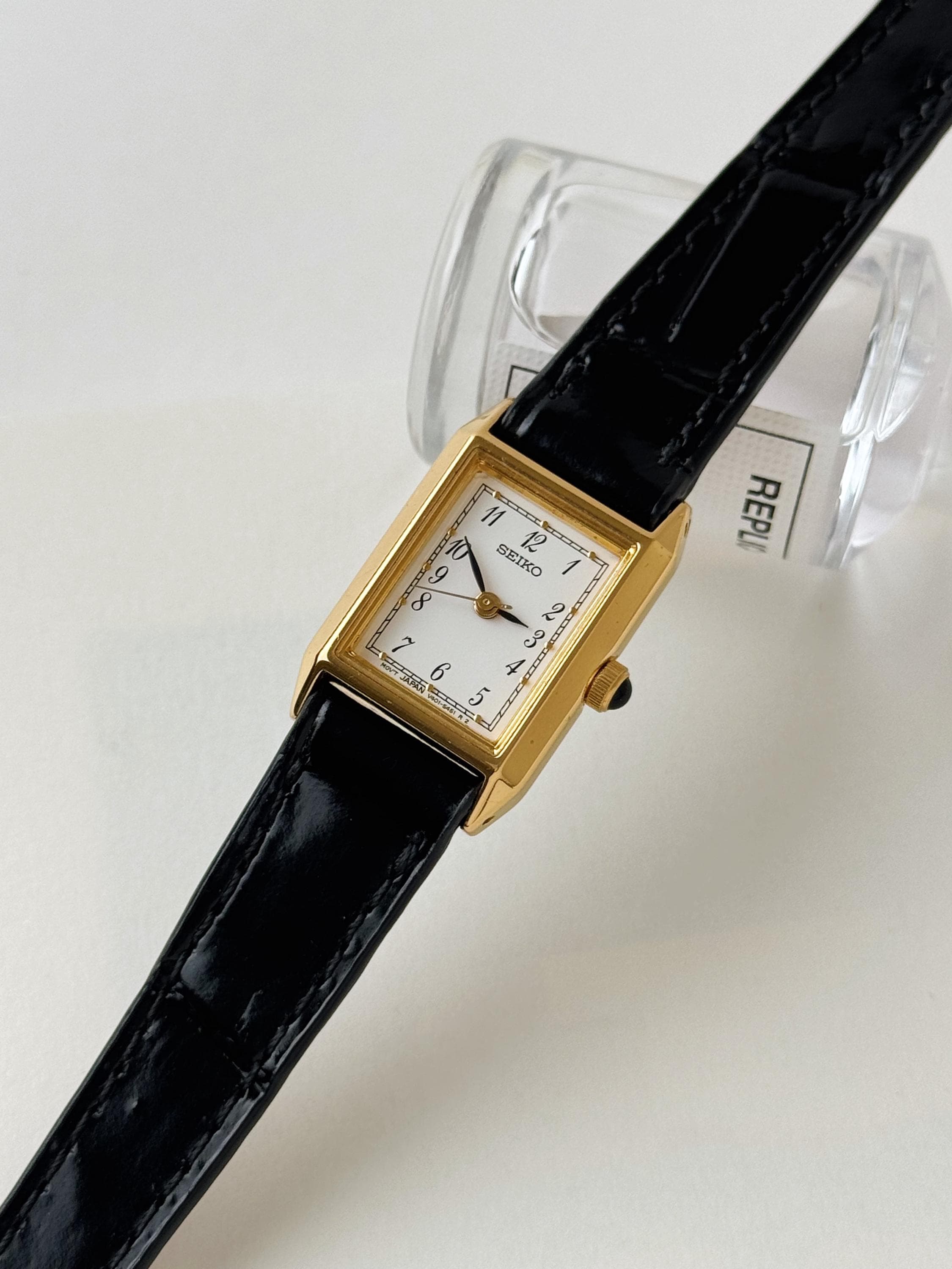 BUCHERER クォーツ 腕時計 ゴールド文字盤 Bucherer quartz - Etsy 日本