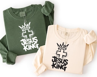 Jesus is King Modern Christian shirt design png Bold Graffiti Jesus Is King Street-Style Christian Design – Urban Cross and Crown Artwork