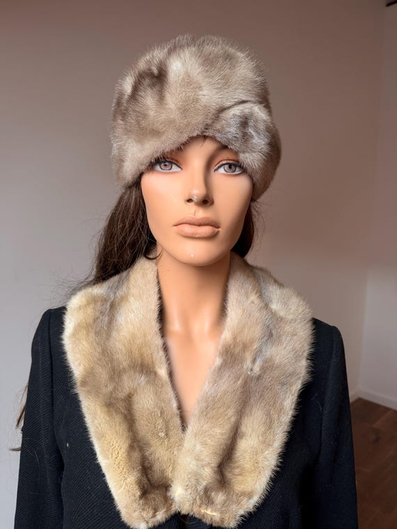 Sapphire Mink Vintage Fur Collar | 1980s Genuine Fur | Elegant Accessory for Coats