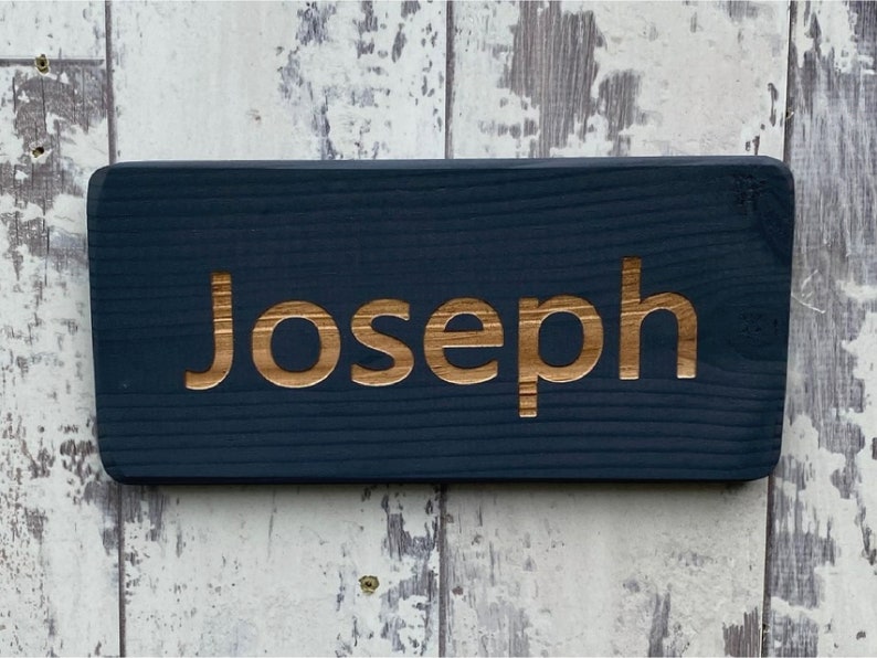 Personalised Name Plaque. Gift for Christmas, Stocking filler. FREE DELIVERY image 2