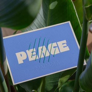 Cartes colorées et brodées à la main "Peace"